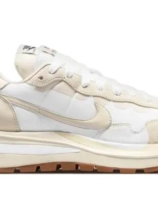 Мужские кроссовки   nike vaporwaffle white sail sacai