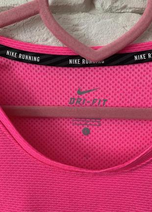 Спортивна футболка nike dry-fit running рожева з рукавами ідеал4 фото
