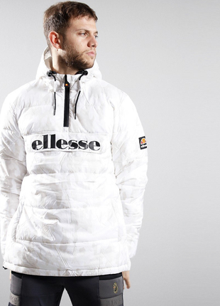 Теплый анорак от интересного бренда ellesse leol jacket off white который будет вас греть в любимую погоду1 фото