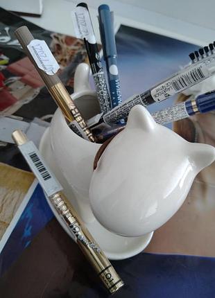 Маркеры и карандаши вивьен сабо