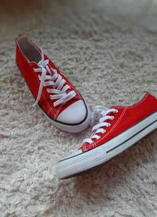 Кеды в стиле converse