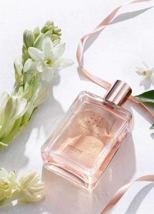 Женская туалетная вода signature generation [согневое дженрейшн