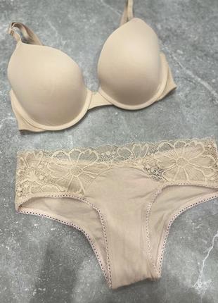 Нижнее бельё комплект victoria’s secret бежевый набор виктория сикрет 75c 34c vs