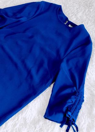 Трендовое платье синего цвета с завязками на рукавах h&amp;m2 фото