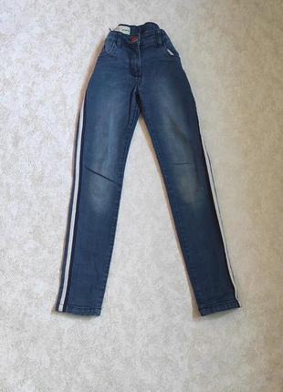 Джинсы скини га девочку с лампасами (8/9/10 лет)