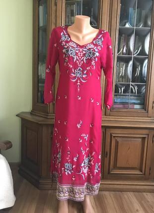 Восточное платье - туника настоящий шелк , машинная вышивка