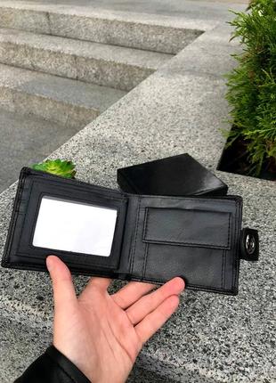 Класичний чоловічий гаманець на магнітній застібці, який підійде під будь-який стиль 😎5 фото