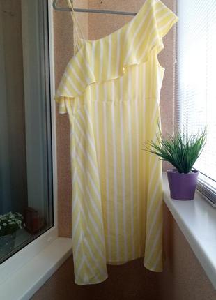 Красивое нежное летнее платье миди в полоску7 фото