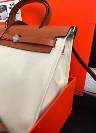 Сумка в стилі hermes herbag  beige/brown  натуральна шкіра плюс текстиль світло бежевий коричневий5 фото