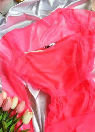 Фатиновое мини платье яркая неоново розового цвета сетка5 фото