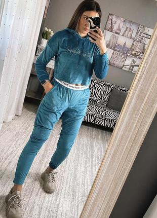 Шикарний костюм від juicy couture