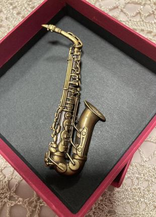 Брошь кларнет от jk 70е сша