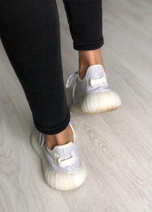 Удобные кроссовки adidas yeezy с рефлективом в сером цвете (весна-лето-осень)😍9 фото