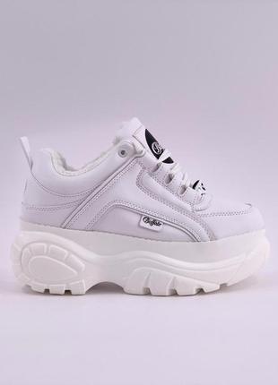 Buffalo london low white fur. жіночі зимові шкіряні кросівки на платформі😍 (з хутром)