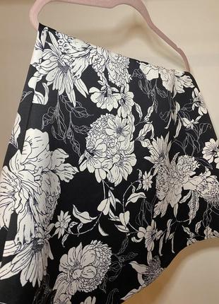 Новая юбка-трапеция в цветочный принт2 фото