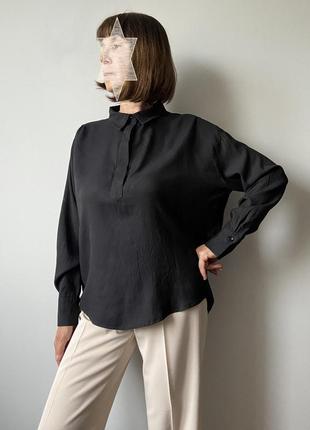Чорна жіноча блузка для офісу 46-505 фото