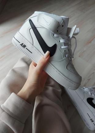 Жіночі кросівки  nike air force 1 white black winter 36