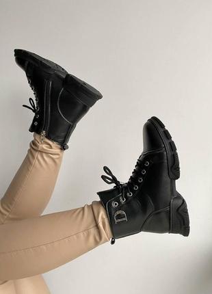 Крихітки жіночих dior boots black мех 2 диор10 фото