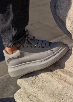 Кроссовки женские alexander mcqueen low light grey matte александр маквин