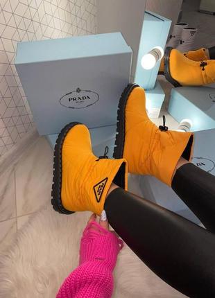 Женские ботинки prada quilted nylon snow boots orange прада сапоги