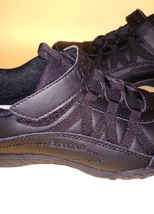 Лёгкие кроссовки skechers incredible elastica eur 313 фото