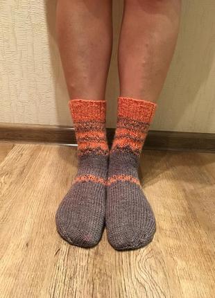 Вязанные носки из натуральной шерсти ручной работы1 фото