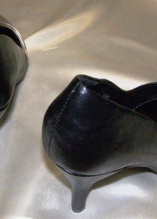 Туфли женские лодочки  38 р(24,5)4 фото