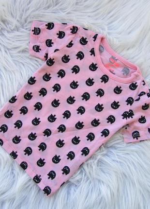 Стильная футболка hema