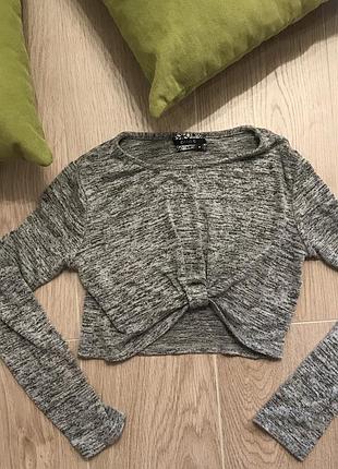 Топ с длинными рукавами