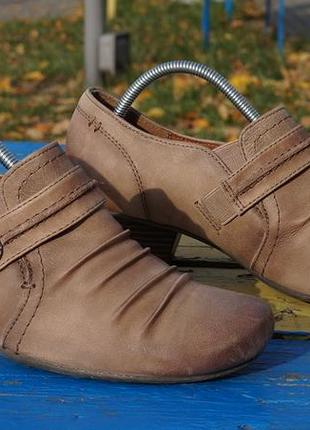 Жіночі  шкіряні туфлі, ботінки medicus4 фото