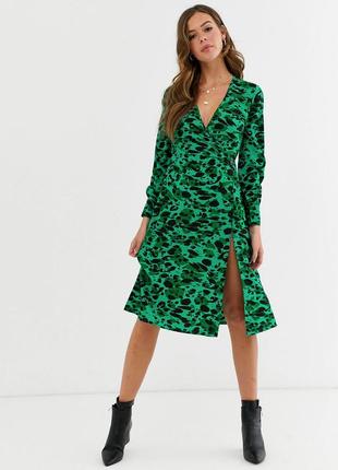 Зеленое мидиплатье с абстрактным леопардовым принтом и пуговицами influence tall
