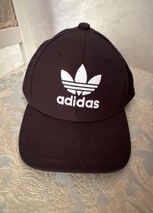 Кепка adidas