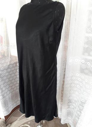 Маленькое черное платье фирмы next 12-14 размера.