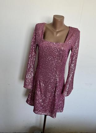 Платье розовое паетки3 фото