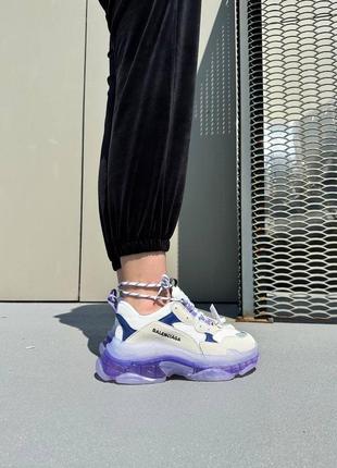 Кроссовки в стиле balenciaga triple s clear sole white violet8 фото