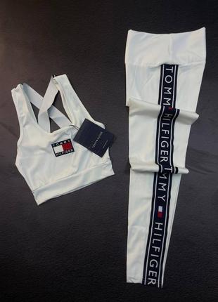 Жіночий костюм tommy hilfiger