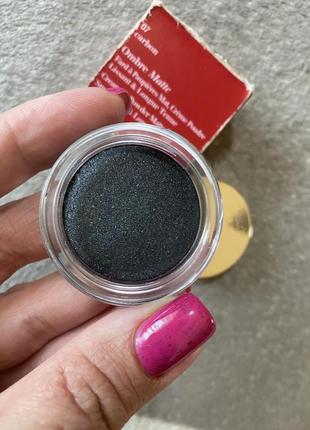 Бархатистые матовые тени clarins ombre matte eyeshadow № 07 carbon1 фото