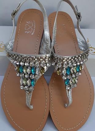 Босоножки, сандалии, серебряные