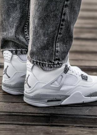 Женские кроссовки nike air jordan 4 retro white grey 37-38-415 фото