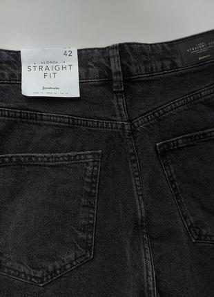 Кружевные джинсы stradivarius фасон straight fit с разрезами на коленях. оригинад из испании6 фото