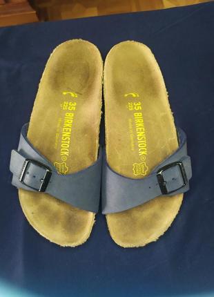 Шльопанці birkenstock 35