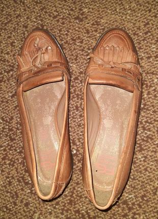 Кожаные туфли