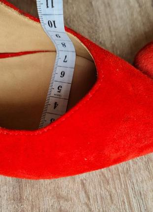 Червоні туфлі на каблуку minelli замшеві6 фото