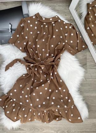 Ідеальна сукня в горошок