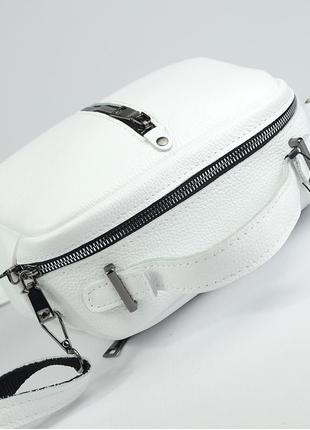 Белая женская маленькая сумка кросс-боди из натуральной кожи, кожаная летняя мини сумочка на плечо5 фото
