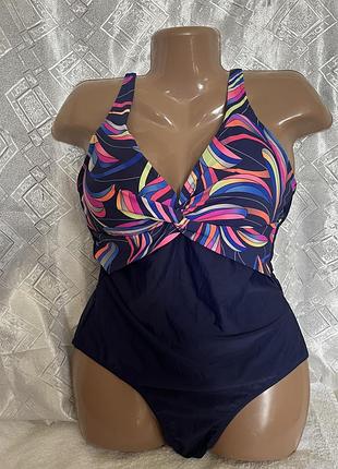 Купальник цельный