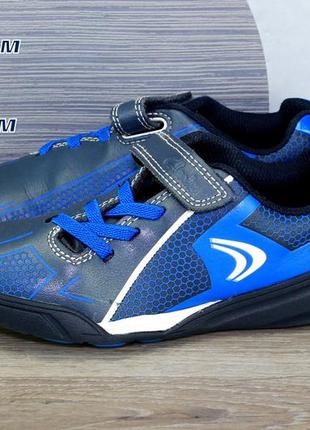 Кроссовки clarks