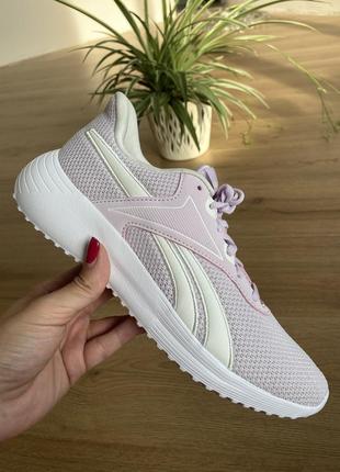 Reebok 39 легкие летние