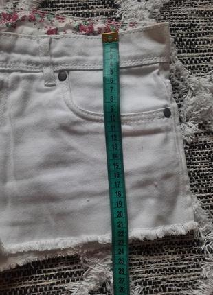 Білі джинсові шорти8 фото