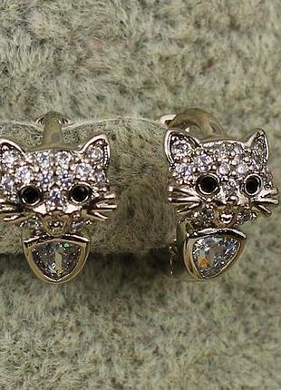 Серьги детские xuping jewelry котята с черными глазками 10 мм серебристые